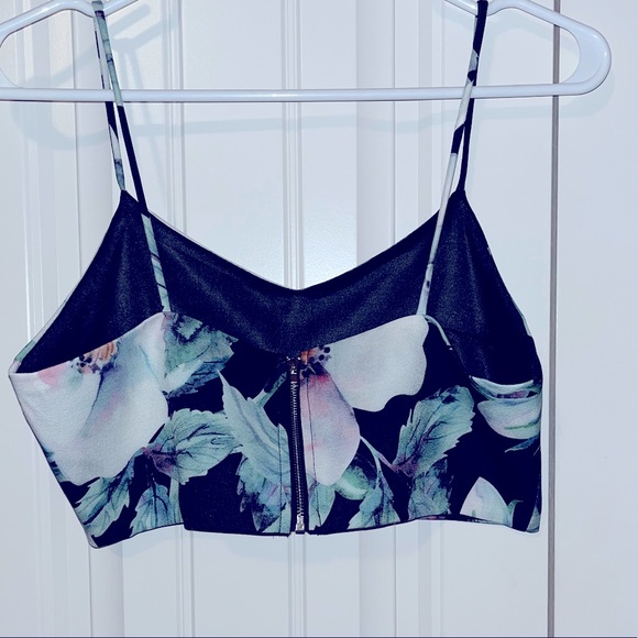 NWT* L’ATISTE by Amy Floral Crop Top | Zipper Back Size | M - Picture 2 of 3
